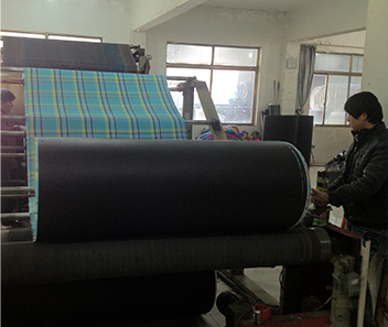 Equipment for producing picnic blanket and sleeping bag