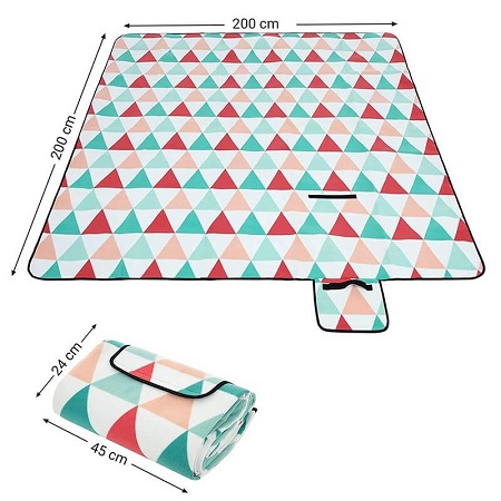Features of waterproof picnic blanket for outdoor